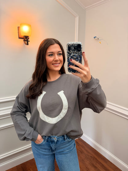 Lucky horseshoe pullover